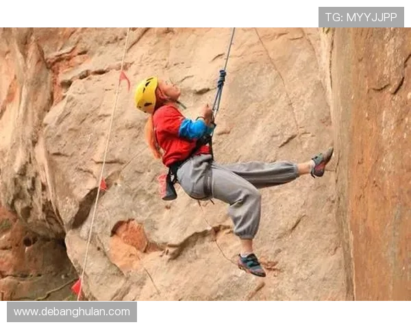 城市马拉松回顾：上海攀岩队在赛事中的经验与表现分析