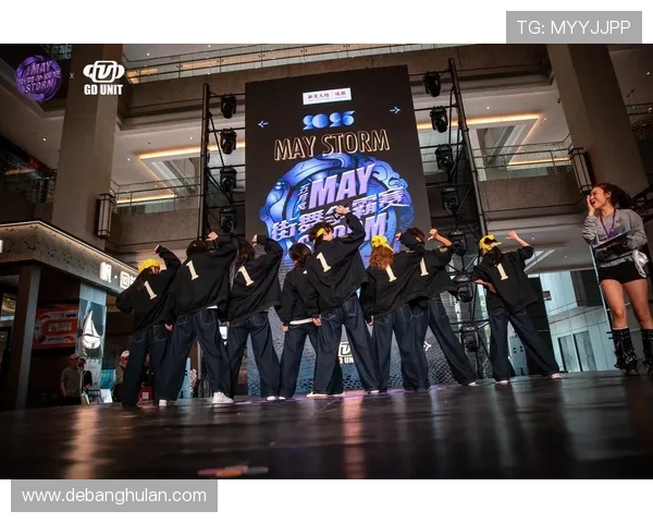 成都街舞团队协作实力提升引领街舞新潮流创新高