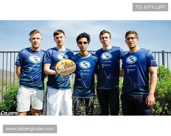 揭秘DOTA2成功背后的故事专访杨芳分享游戏策略与团队合作秘诀 揭秘DOTA2成功背后的故事专访杨芳分享游戏策略与团队合作秘诀